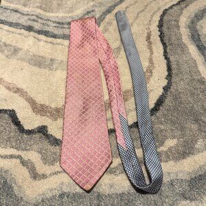 Tommy Hilfiger Men's Silk Pink and blue tie